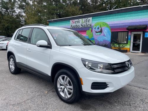 2017 VOLKSWAGEN TIGUAN S - Potent Turbo Charged Engine! Spacious & Comfortable!!